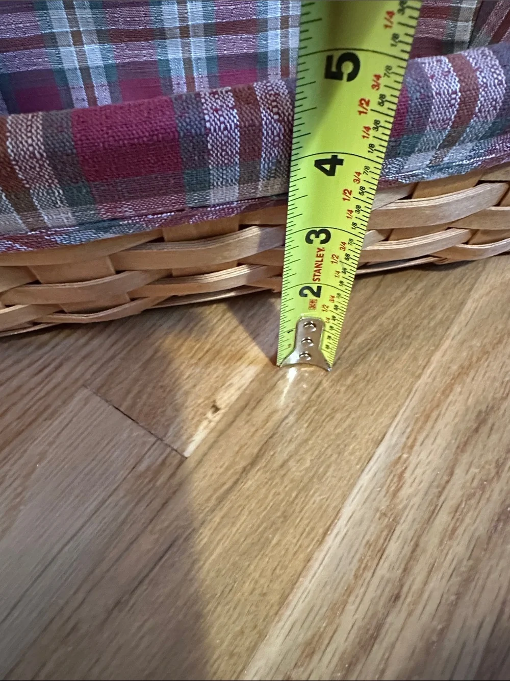 Longaberger vanity basket with Plaid Fabric-Liner from 2000. Good condition